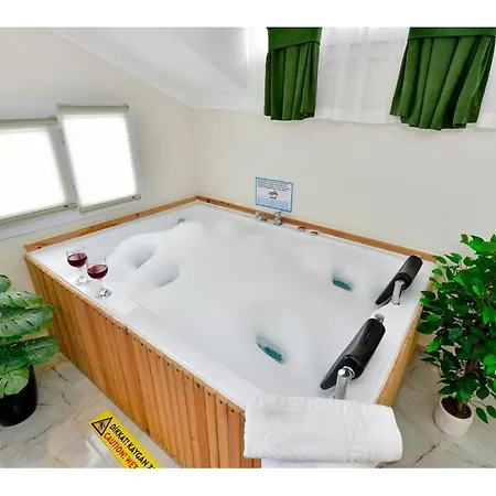 With Private Pool For 6 People In Oeluedeniz Вилла Фетхие