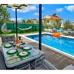 With Private Pool For 6 People In Oeluedeniz Fethiye
