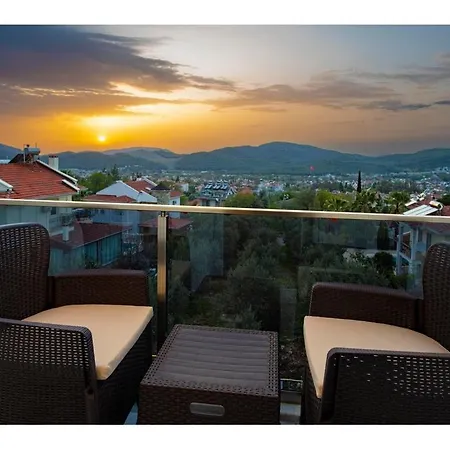 Willa With Private Pool For 6 People In Oeluedeniz