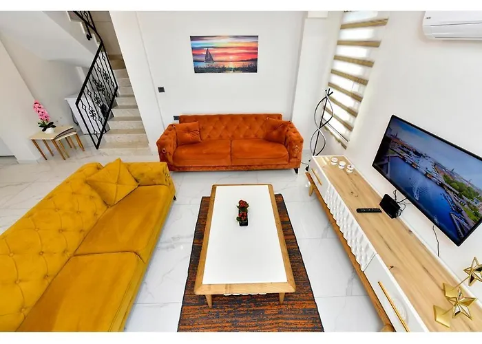 With Private Pool For 6 People In Oeluedeniz