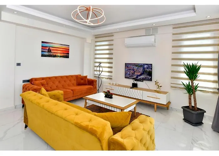 فيلة With Private Pool For 6 People In Oeluedeniz