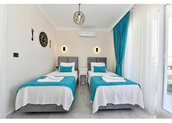 Vila With Private Pool For 6 People In Oeluedeniz *
